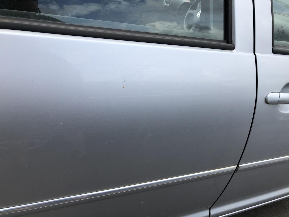 VW Bora 1J T&uuml;r hinten rechts Fondt&uuml;r nur Limo LA7W Reflexsilber Metallic Rohbau