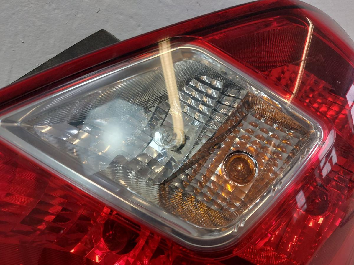 Opel Corsa D Rückleuchte Schlussleuchte Rücklicht Lampe hinten rechts 5 Türer