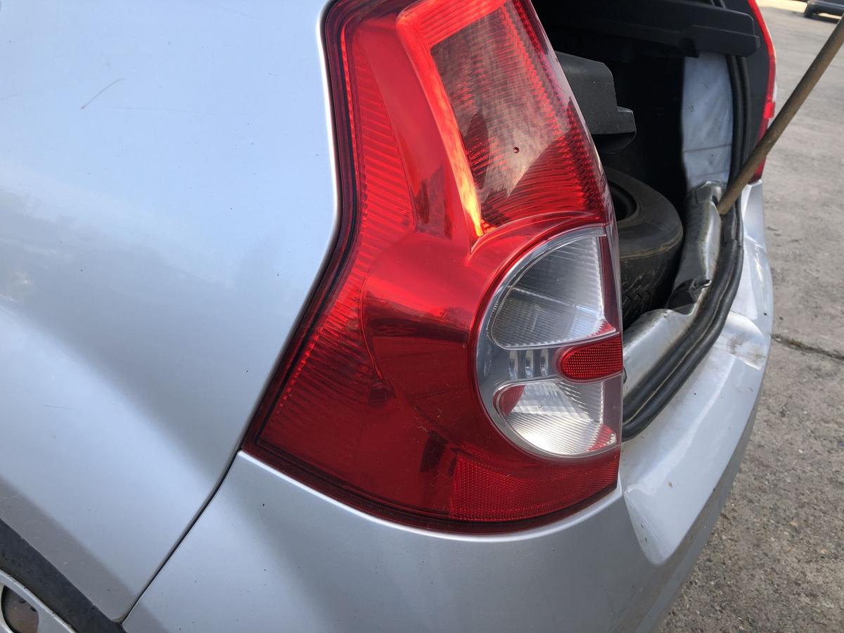 Dacia Sandero BS0 R&uuml;ckleuchte links R&uuml;cklicht Heckleuchte Schlussleuchte