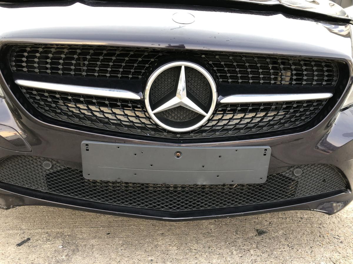 Mercedes CLA C117 Sto&szlig;f&auml;nger vorn SRA PDC Urban 592 nordlichtviolett Sch&auml;den