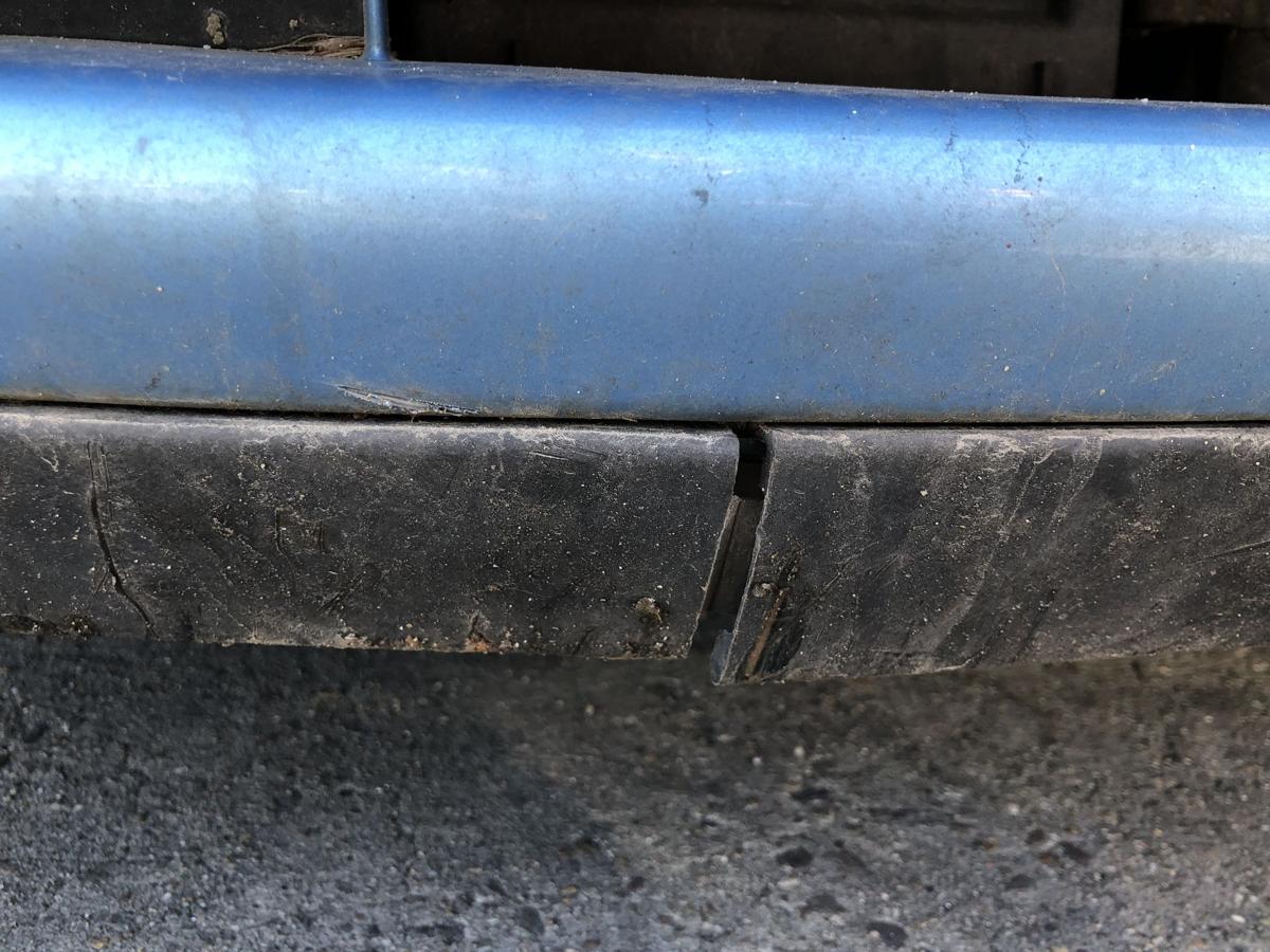 Citroen C3 Typ F Sto&szlig;f&auml;nger vorn Sto&szlig;stange NSW Frontsch&uuml;rze KMY Lucia Blau Met