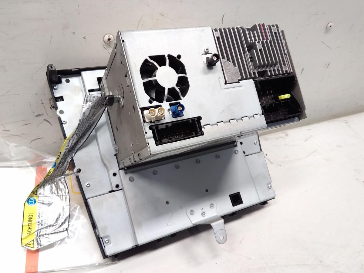 VW Phaeton GP4 Radio Navigationssystem mit DAB+ RNS 810 3D0035005S Bj.2015
