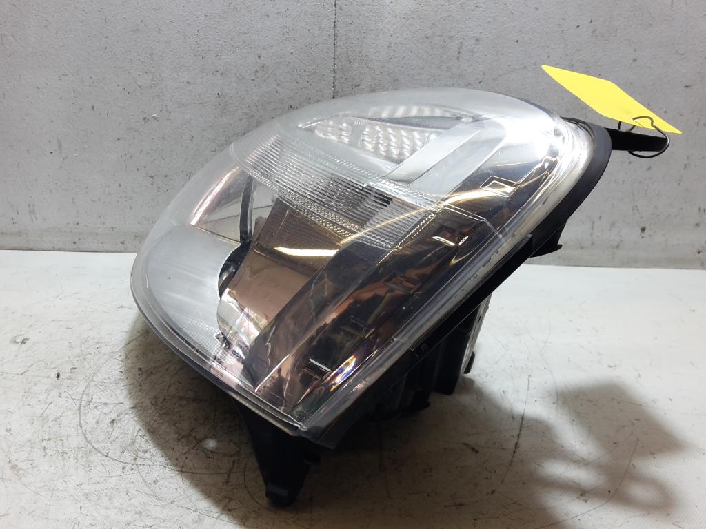 Peugeot Partner (G) BJ 2008 Scheinwerfer vorn links Lampe Visteon