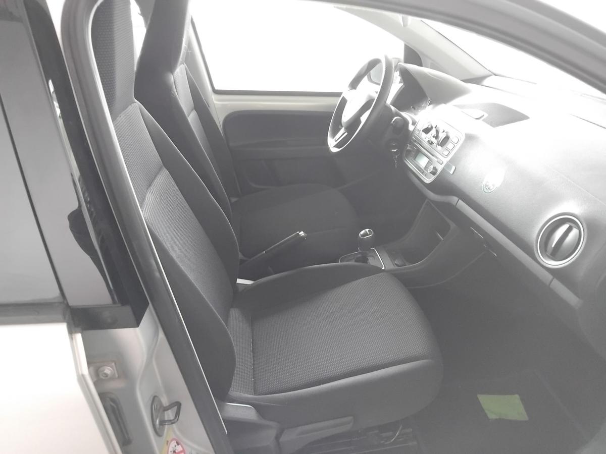 Skoda Citigo orig Sitz vorn rechts Beifahrersitz Stoff beheizt 5t&uuml;rig BJ2013