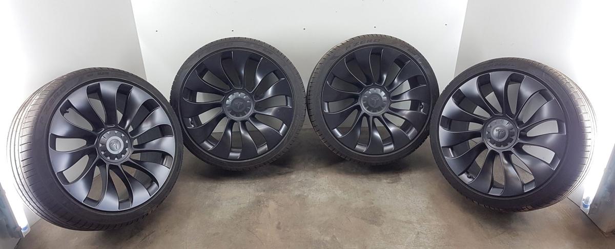 Tesla Model Y Radsatz Alufelgen Bj22 10,5x21 ET48 1188226-00-C 21 Zoll Sommer