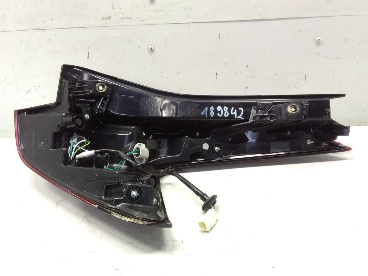 Mitsubishi Eclipse Cross original R&uuml;ckleuchte Schlussleuchte links aussen LED