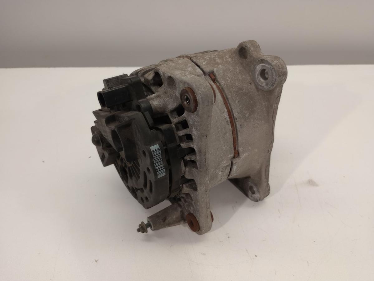 VW Golf IV orig Lichtmaschine Generator 1.4l 55kW Benzin 90A 028903028D Bj 2001