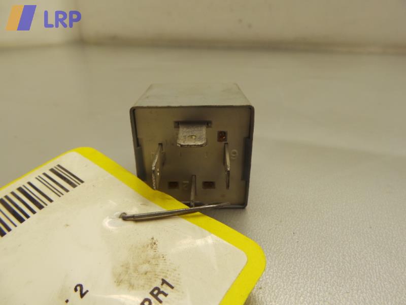 RELAIS DIV; Lautsprecher; PASSAT (3B2/3B5); LIMO/VARIANT, 10/96-09/00; 3B0911251; 3B0911251