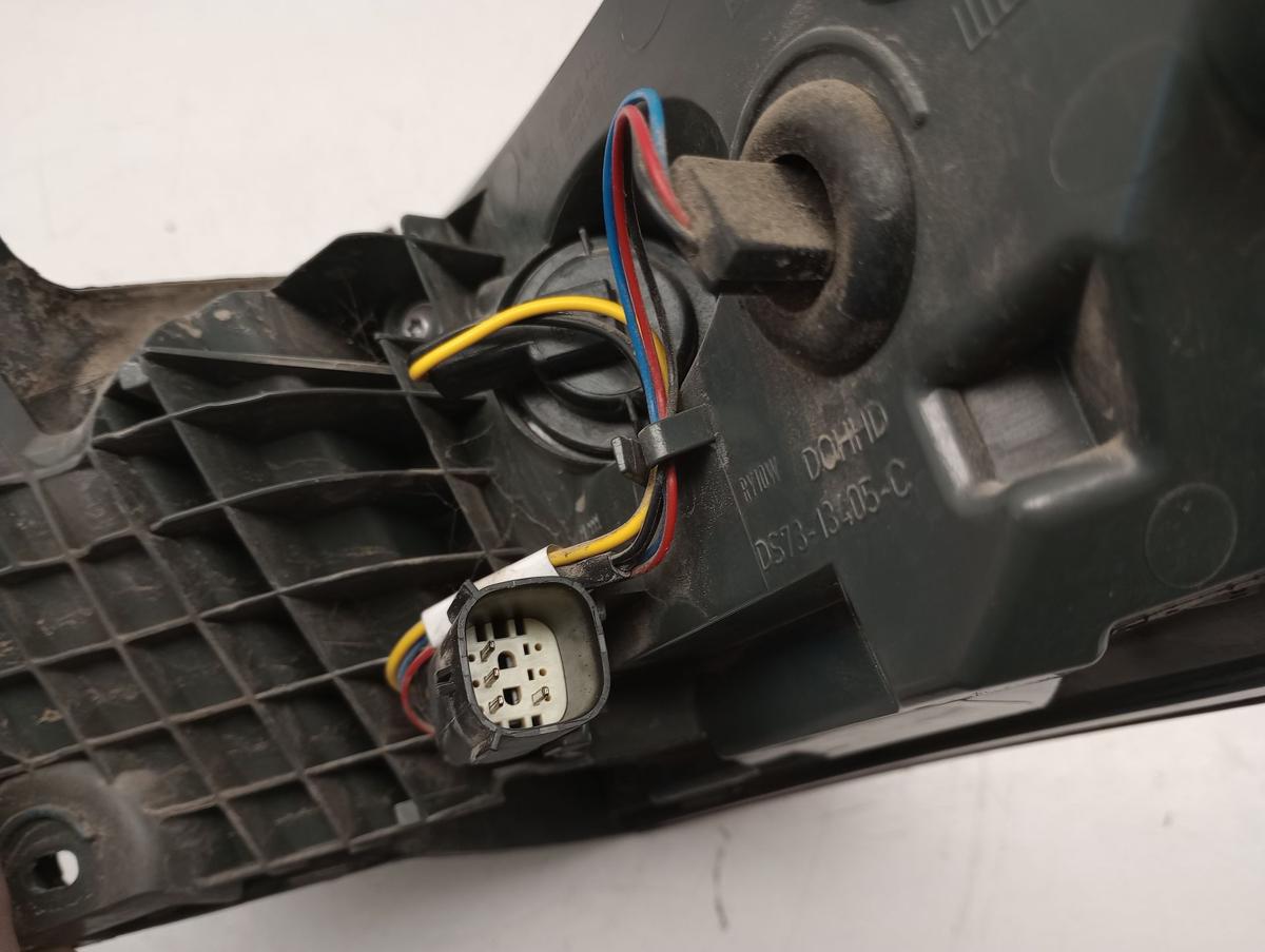 Ford Mondeo V BA7 orig R&uuml;ckleuchte links aussen LED vor Facelift Bj 2015
