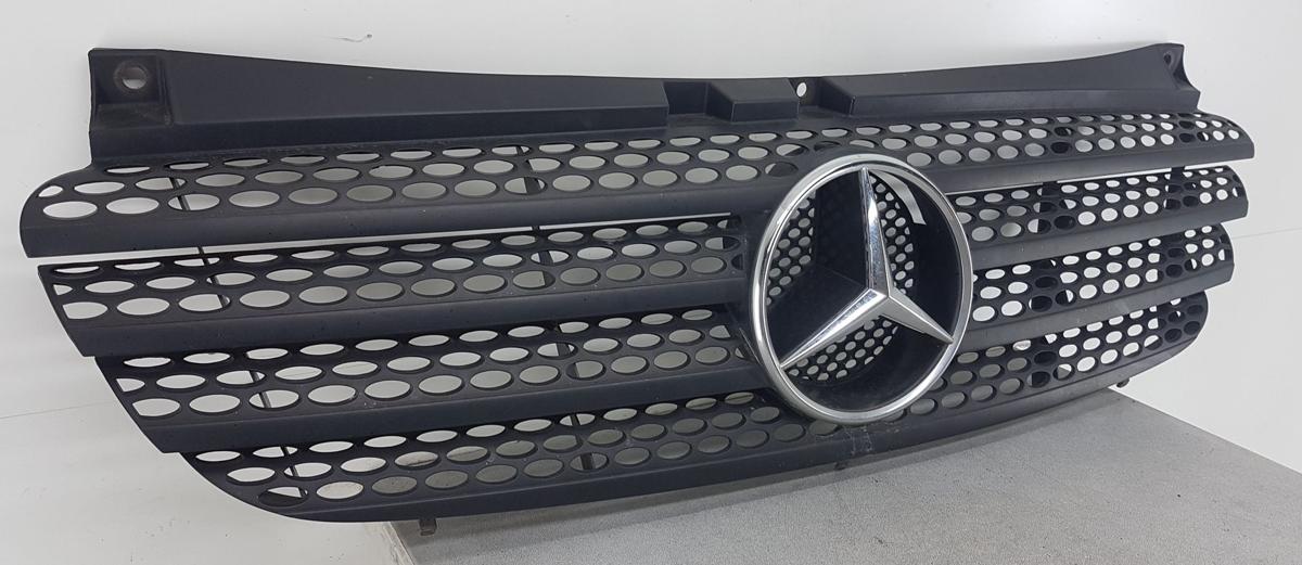 Mercedes Vito 639 Kühlergrill A6398800185 Bj2005 Modell bis 2010