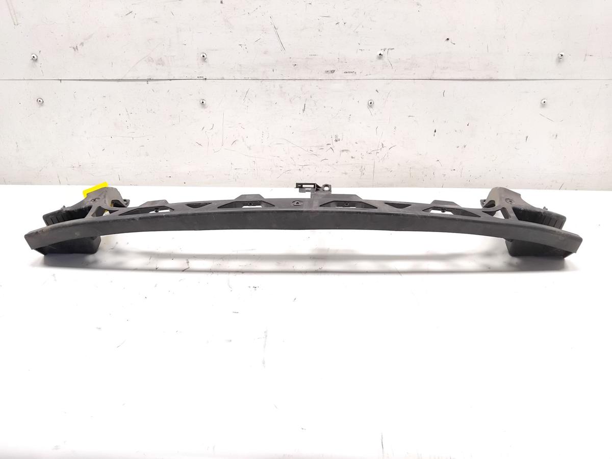 VW Passat 3BG original Grilltr&auml;ger St&uuml;tzteil Sto&szlig;f&auml;nger vorn Bj.2003