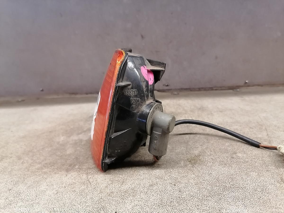 VW Passat 35i Blinker vorn links Blinkleuchte 357953049 Hella BJ88-93