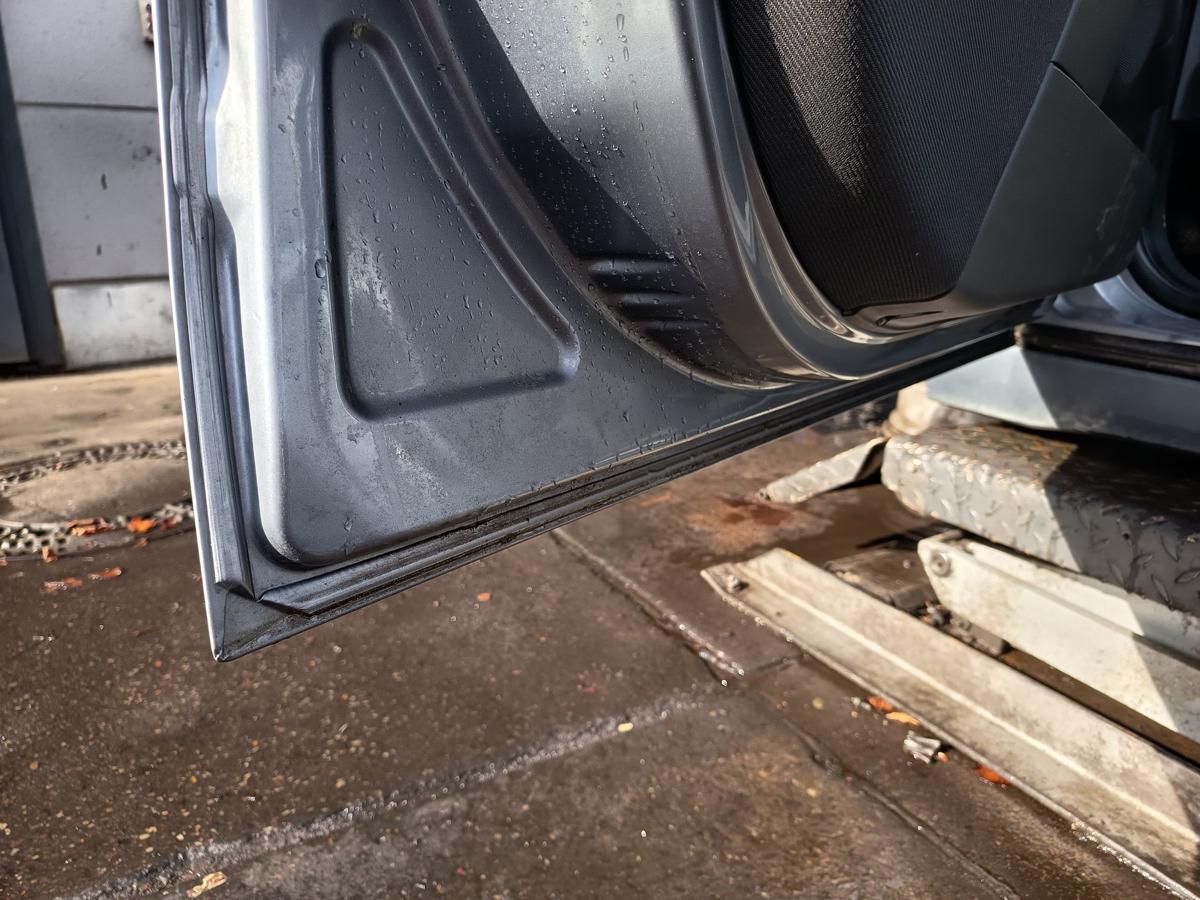 Opel Vectra C original Tür vorn links Fahrer Z163 Lichtsilber Bj 2004