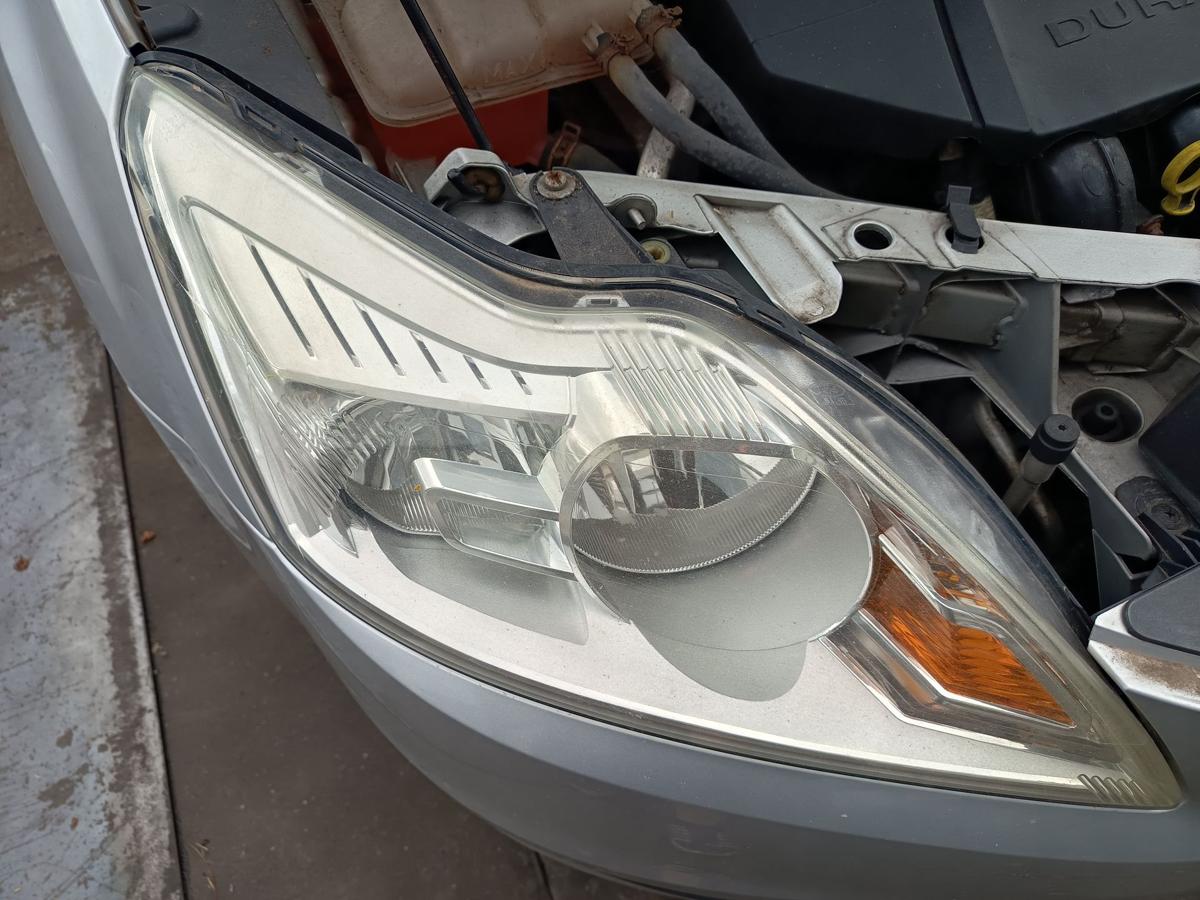 Ford Focus II DA3 original Scheinwerfer rechts Halogen Facelift Bj 2008