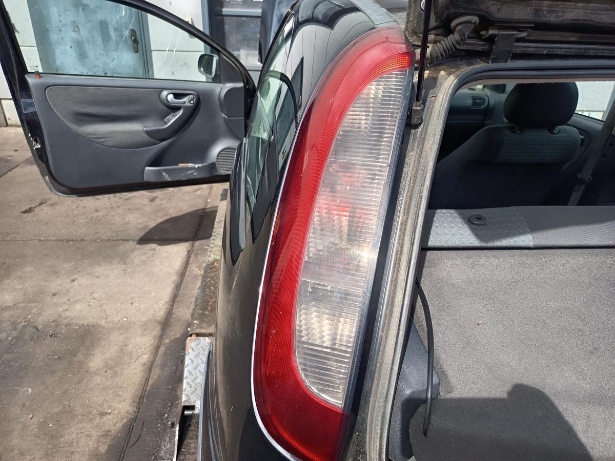 Opel Corsa C original R&uuml;ckleuchte links Heck Schlusslicht Bj 2003