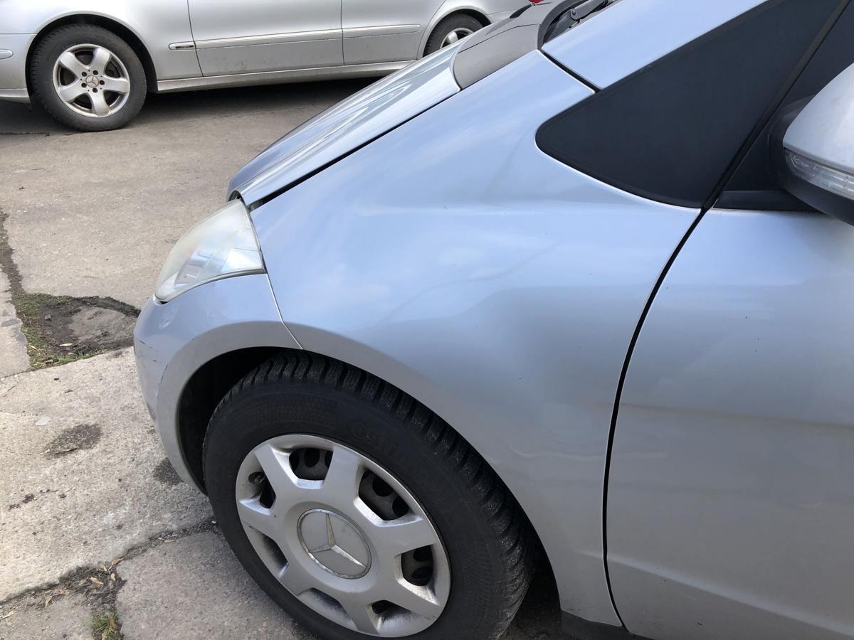 Mercedes W169 A Klasse Kotfl&uuml;gel vorn links Fahrerseite 761 Polarsilber