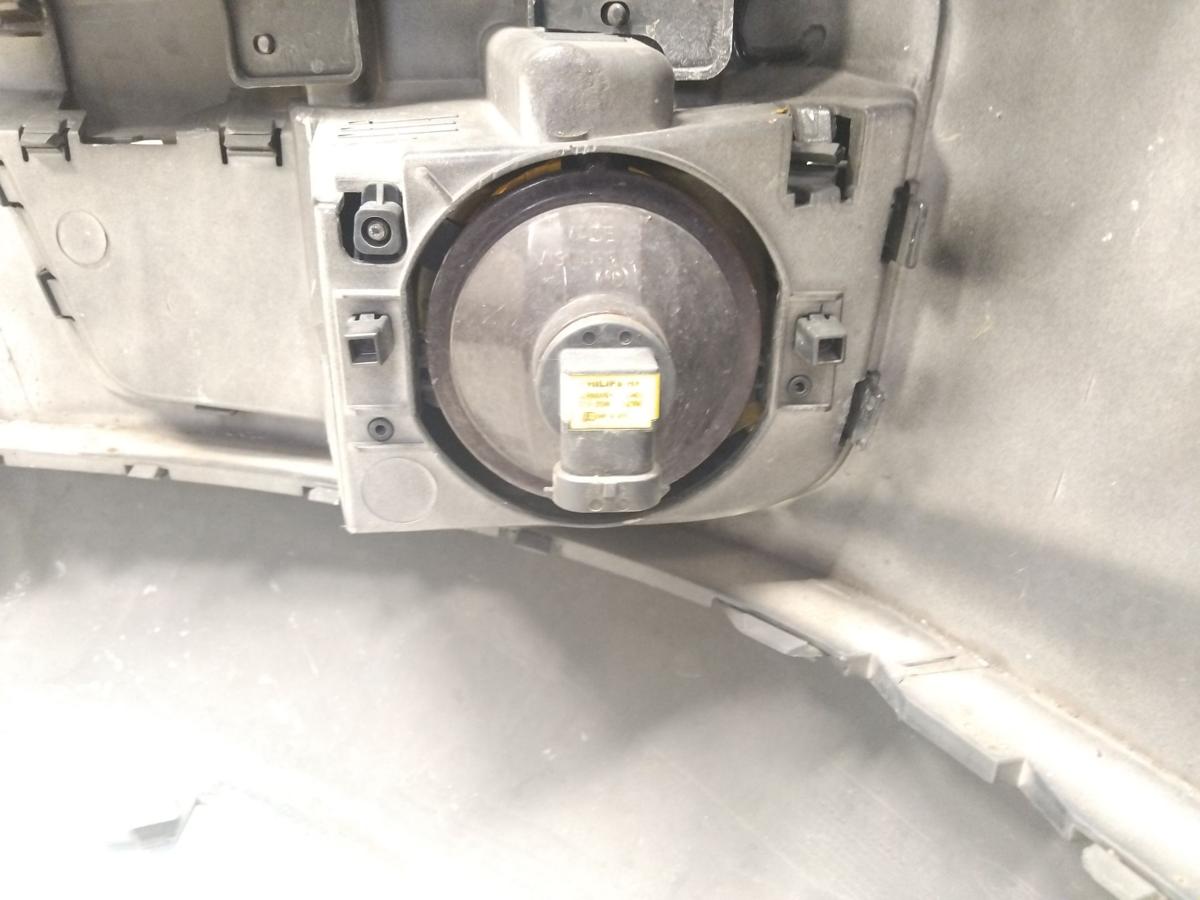 Ford C-Max 1 original Sto&szlig;stange Sto&szlig;f&auml;nger vorn pantherschwarzmetallic Bj.2004