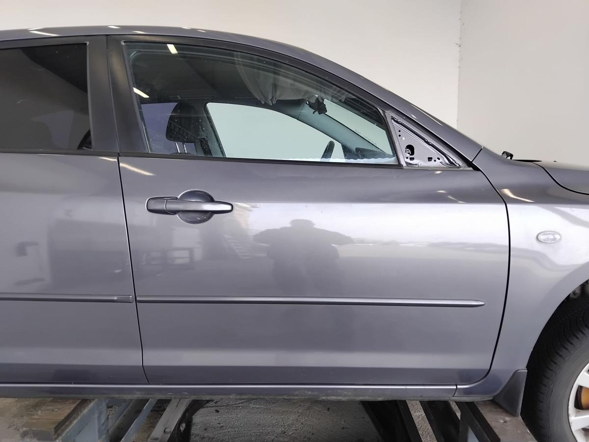 Mazda 3 BK T&uuml;r vorn rechts Beifahrert&uuml;r graumetallic 5-t&uuml;rig Flie&szlig;heck BJ2008
