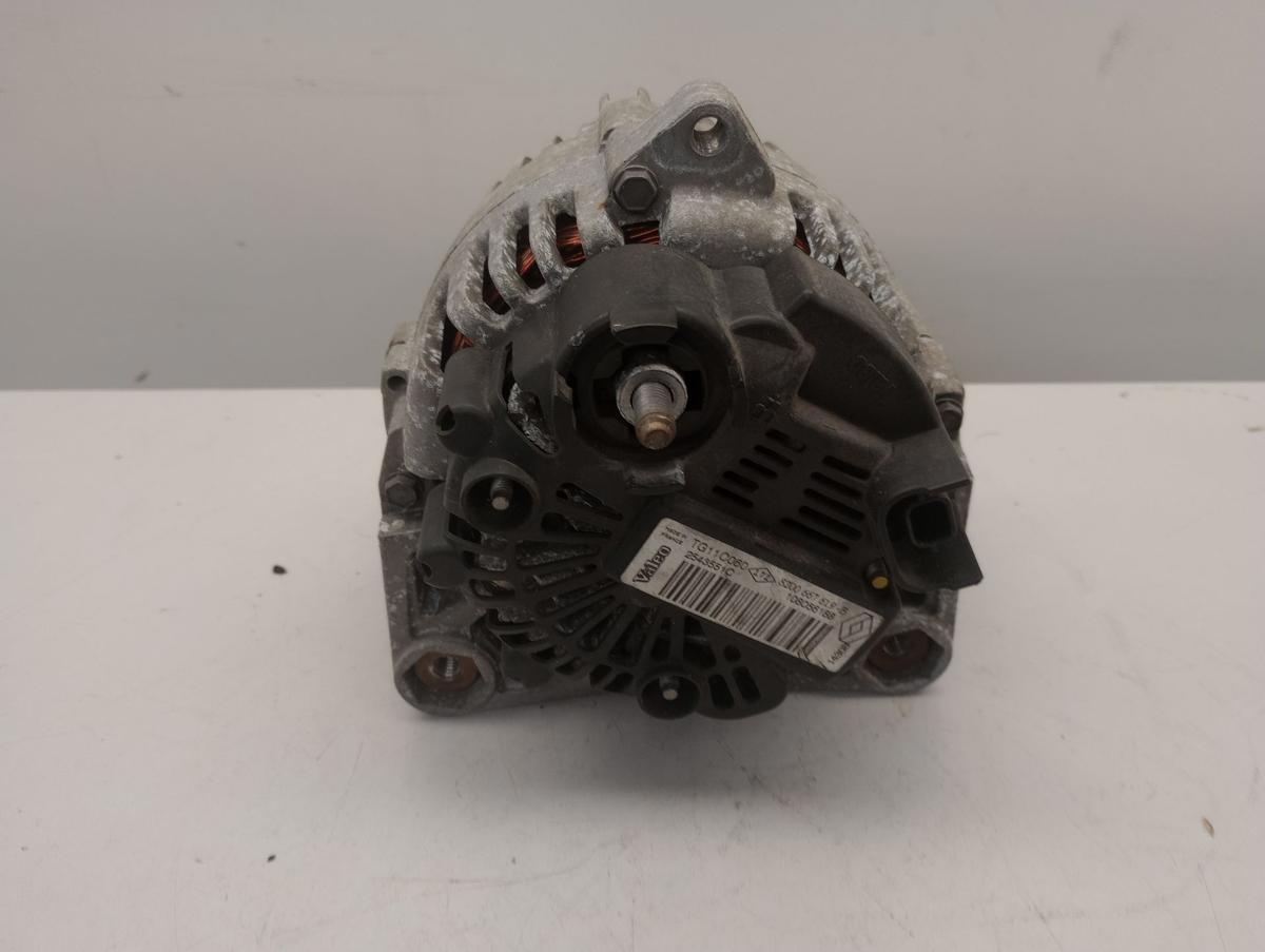 Renault Megane II original Lichtmaschine Generator 8200667619B Bj 2008