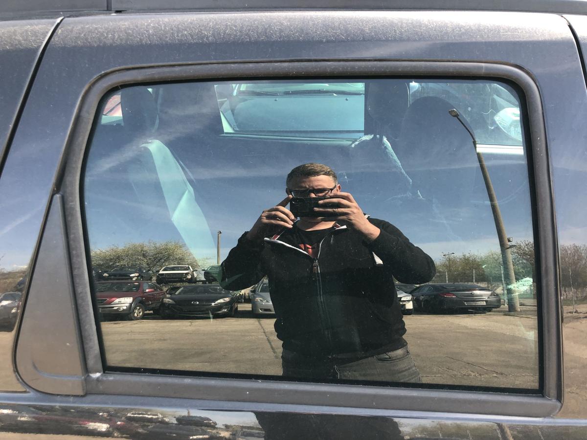 Dacia Duster 1 Typ HS T&uuml;rscheibe hinten rechts Seitenscheibe Colorglas