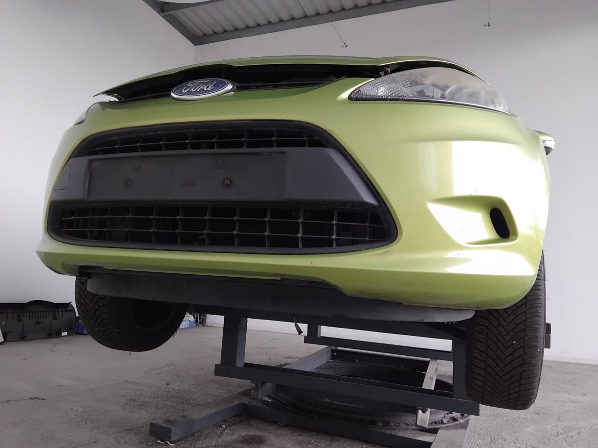 Ford Fiesta JA8 orig Stossf&auml;nger Sto&szlig;stange vorn mintgr&uuml;nmet. Squeeze BJ2009