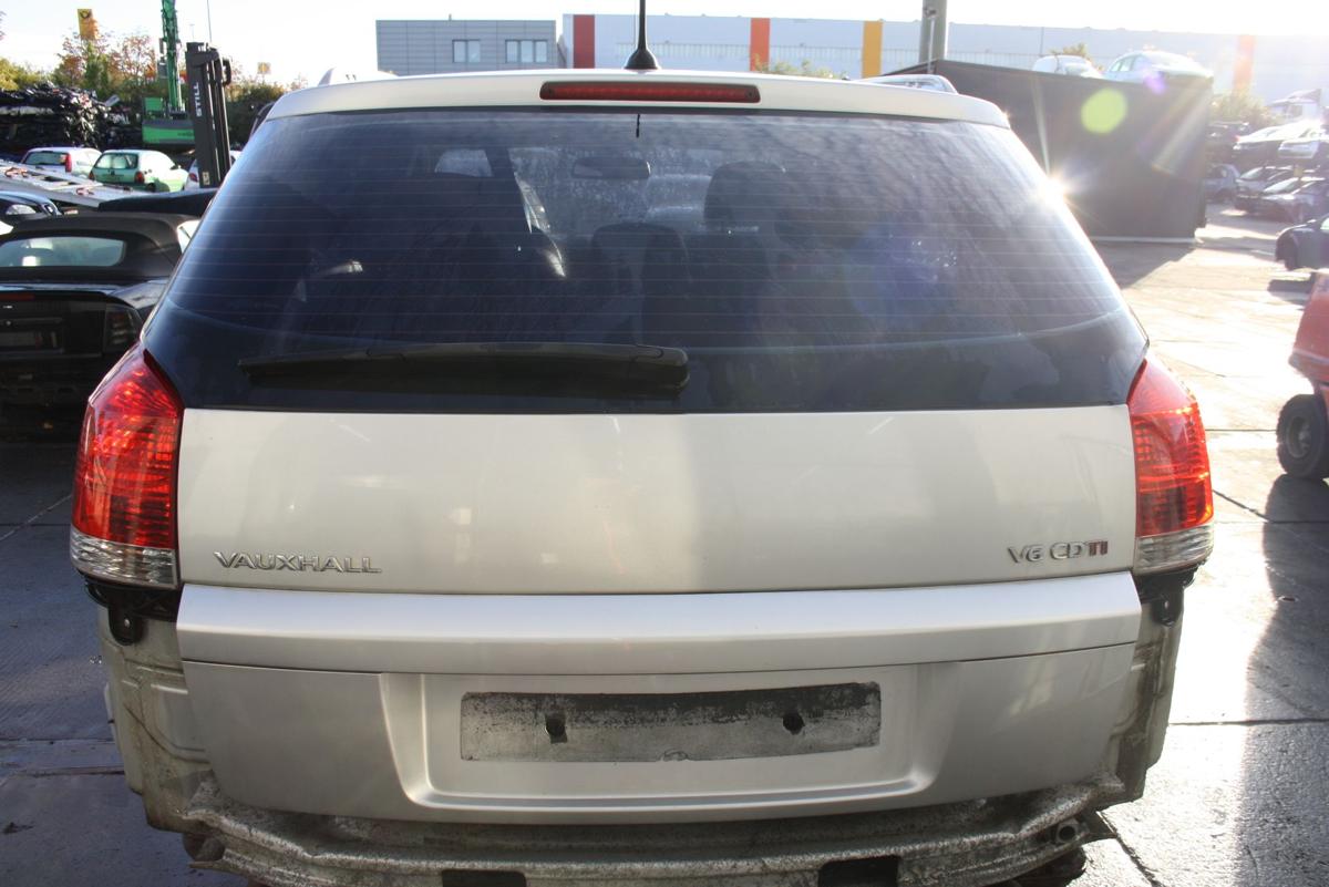 Opel Signum Facelift orig Heckklappe mit Scheibe Z157 Starsilber Bj 2005