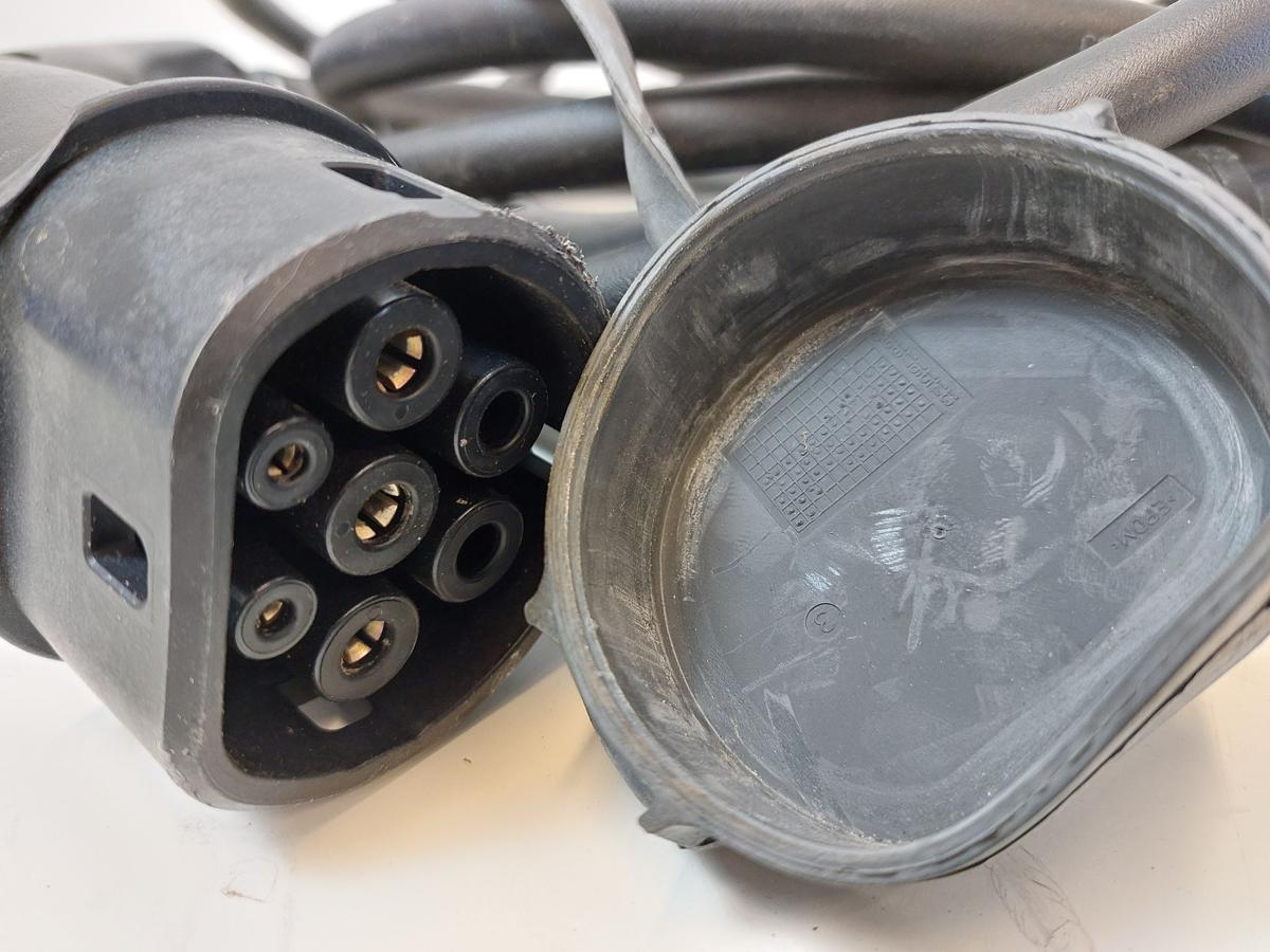 Nissan Leaf ZE1 Ladekabel Hochvoltbatterie Kabel Ladesäule OEM Delphi