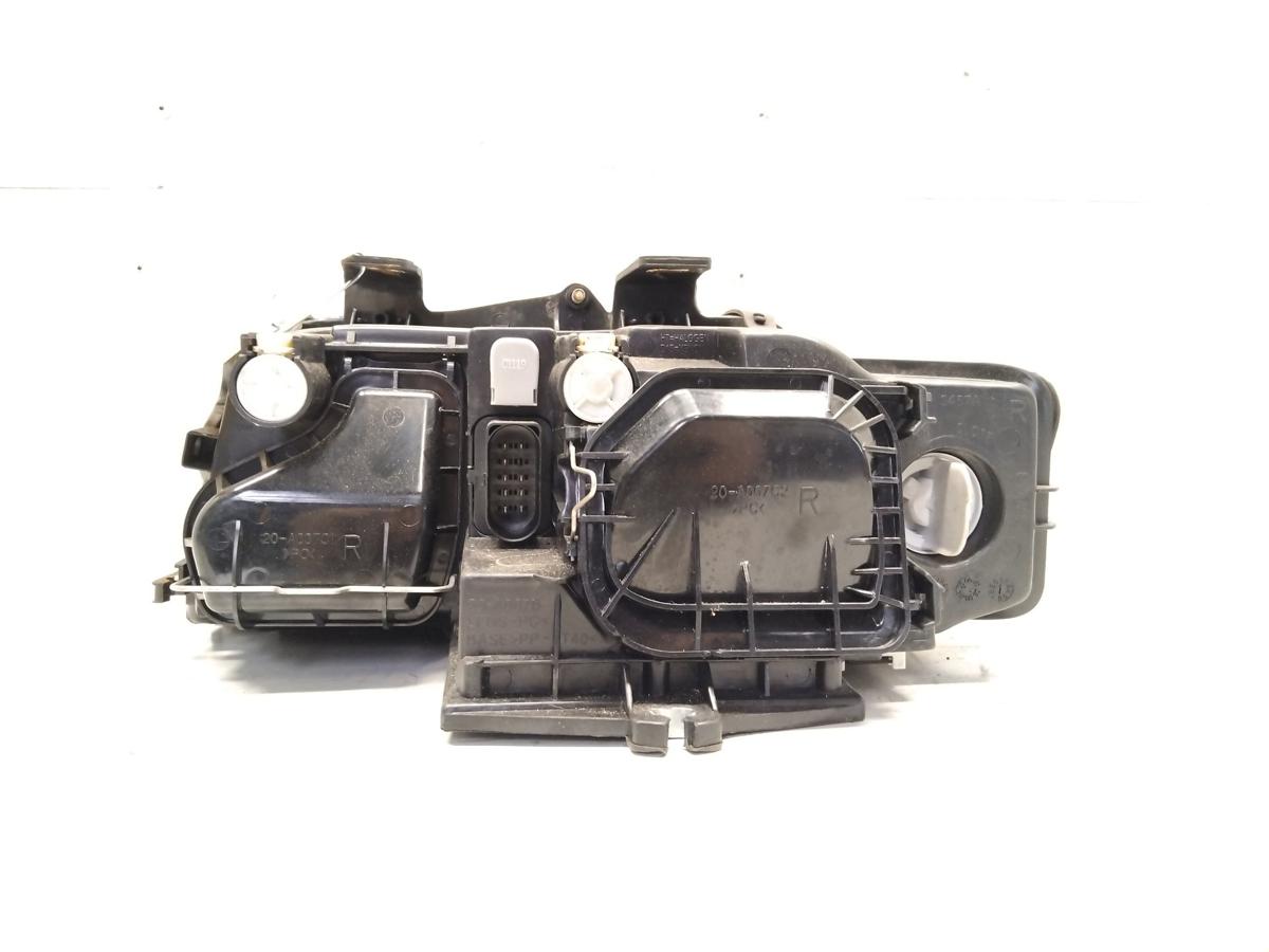 Audi A4 8E Scheinwerfer rechts Halogen mit LWR BJ2004