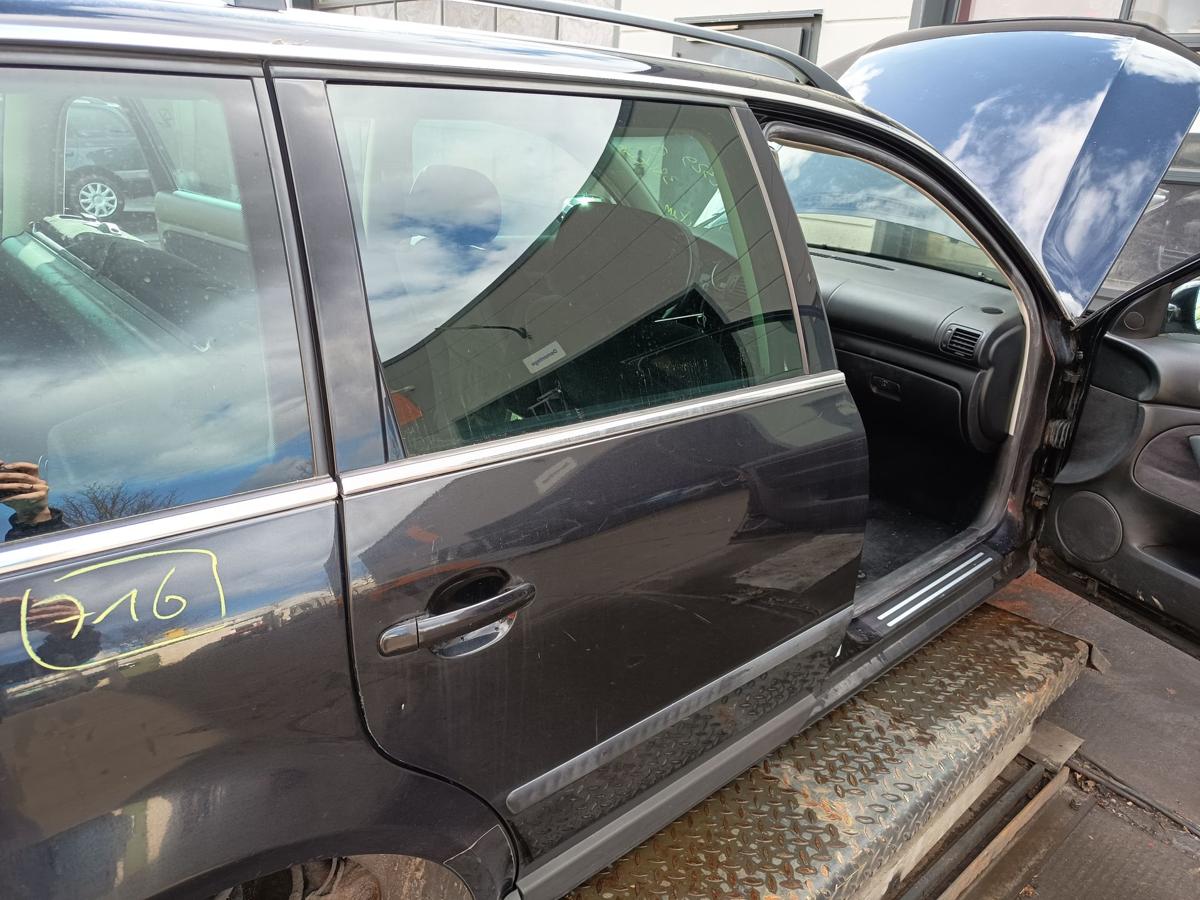 VW Passat 3BG Variant original T&uuml;r hinten rechts Fond C9Z Black magic Bj 2002