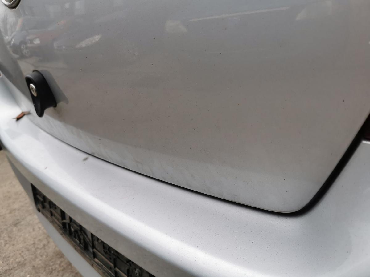 Toyota Yaris XP9 Heckklappe Klappe Deckel hinten Rohbau 1E7 Silver Pearl 5trg