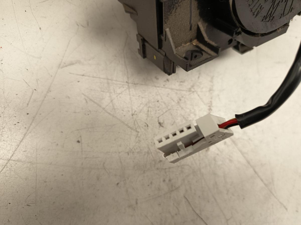 Peugeot 207 WC Bj 2008 original Kombischalter Lenkstockschalter mit Wickelfeder