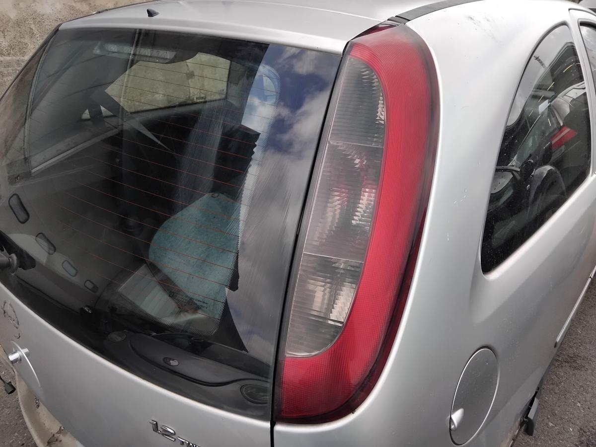 Opel Corsa C original R&uuml;ckleuchte Heckleuchte rechts Facelift BJ2006