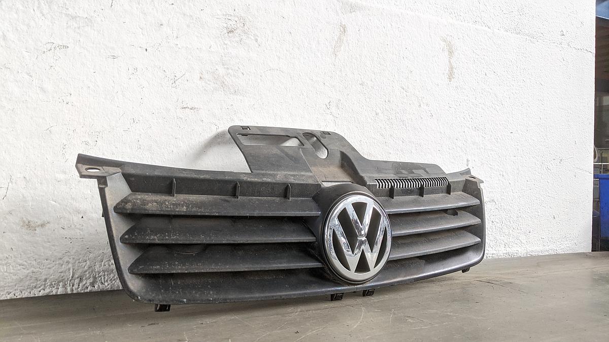 VW Polo 9N 9N1 Kühlergrill Grill Frontgrill 6Q0853651C