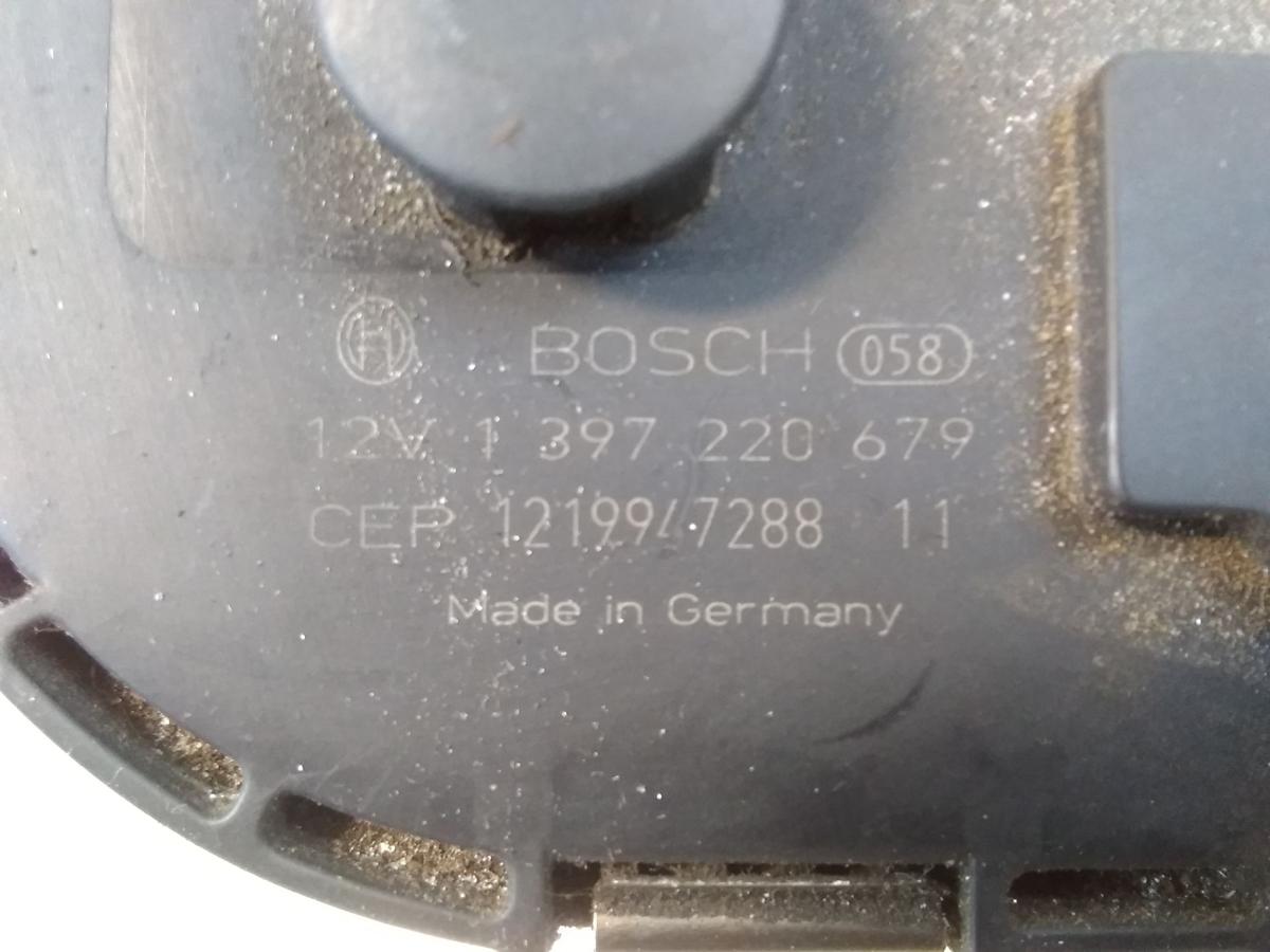 Audi A3 8P Facelift original Wischermotor vorn Bj.2013