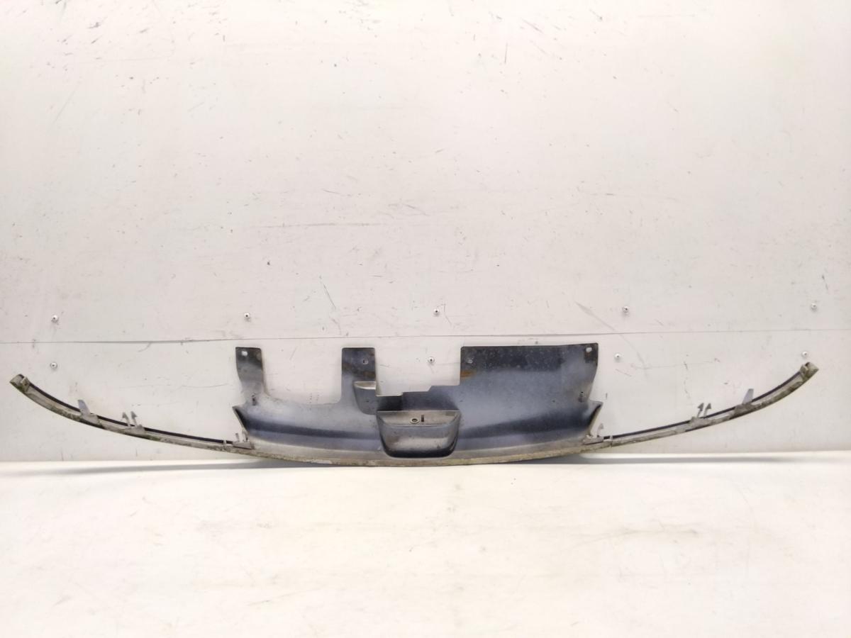 Peugeot 306 Break original K&uuml;hlergrill Grillblende BJ2000