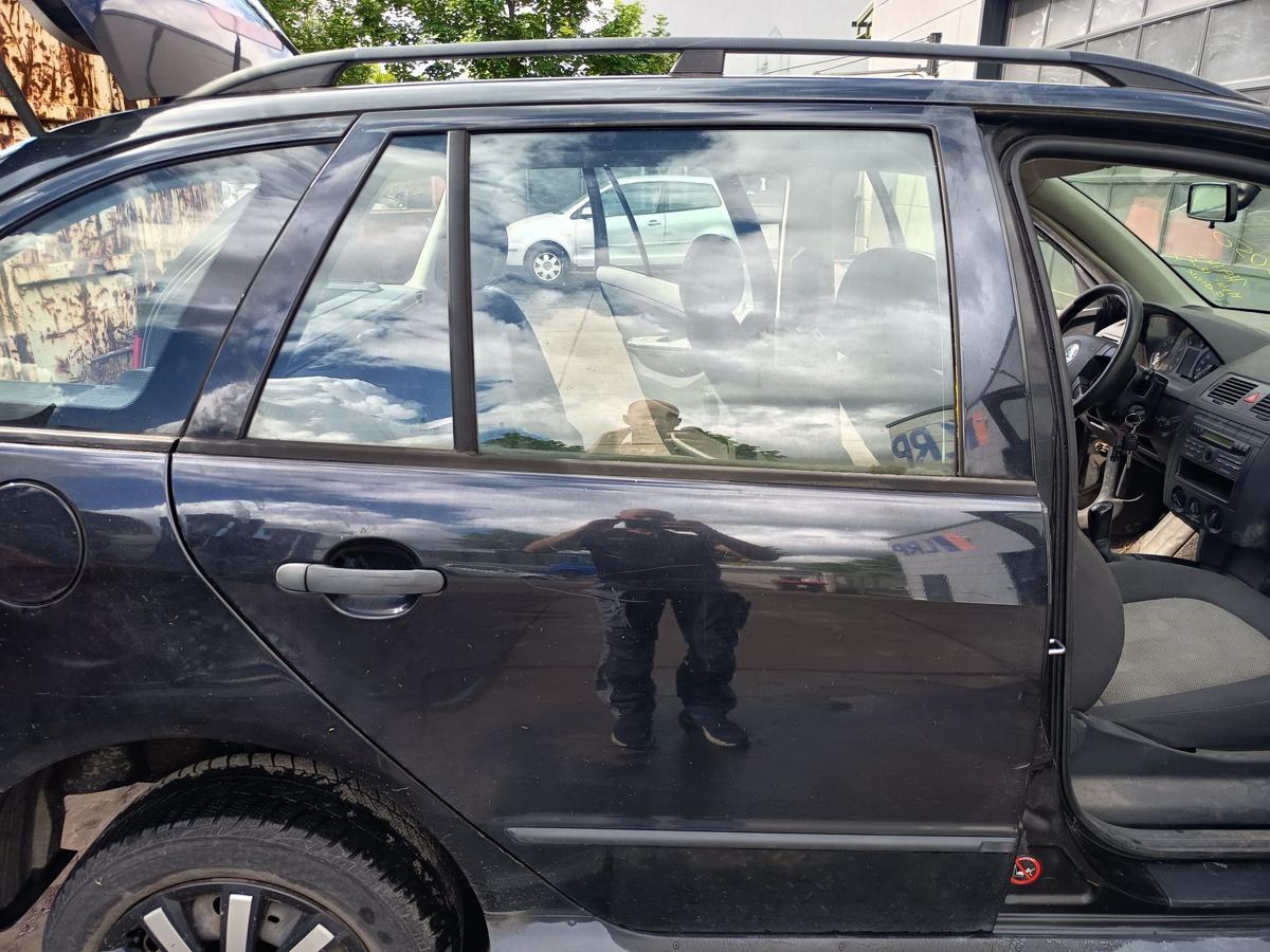 Skoda Fabia 6Y Combi original T&uuml;r hinten rechts Fond F9R Black Magic Bj 2004
