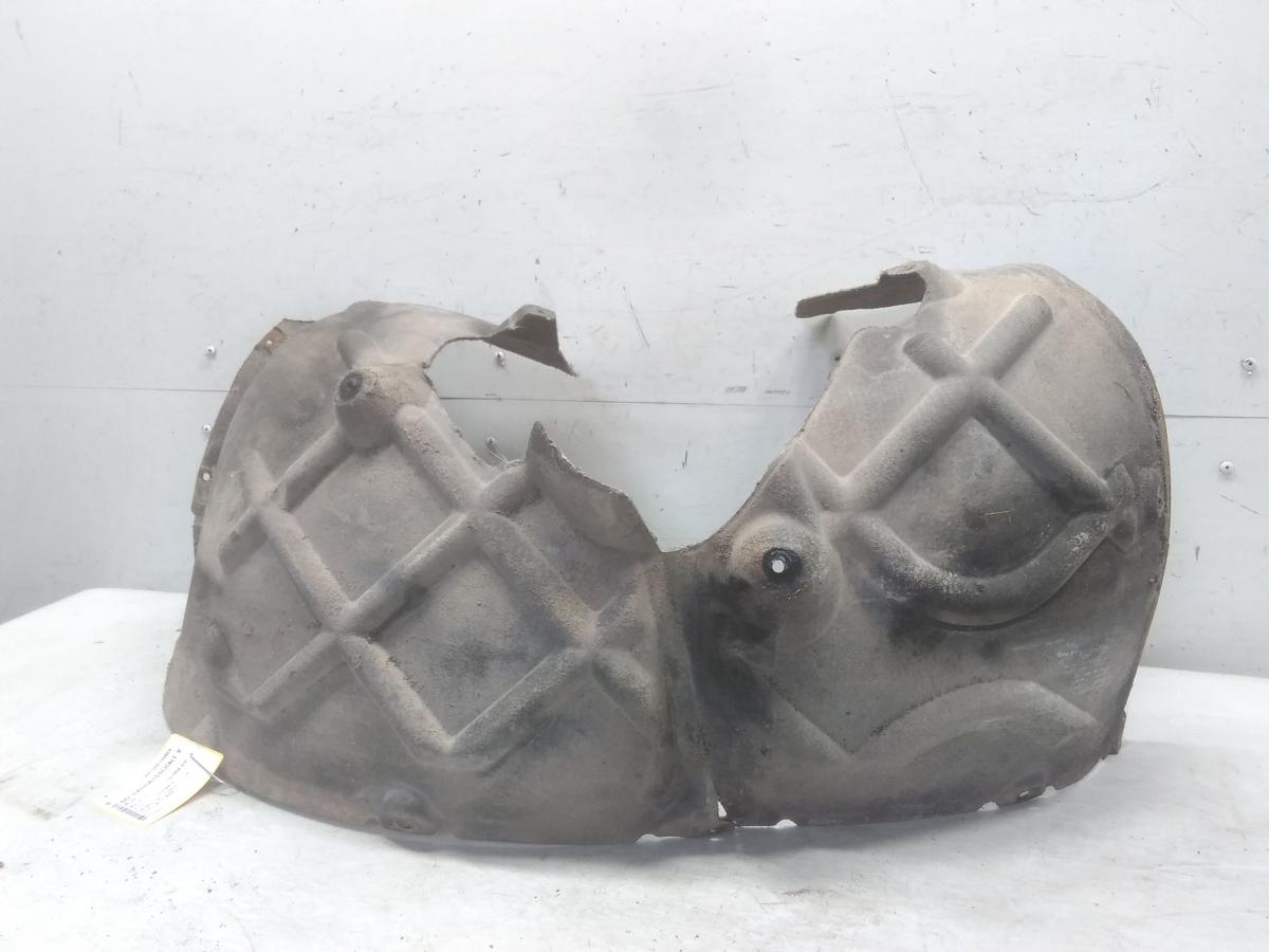 VW Touareg 2 7P original Radhausschale vorn rechts Hinterteil BJ2013 Filz