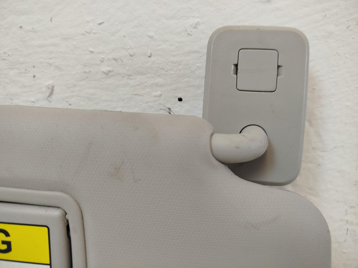 Citroen C3 III SX ab17 Sonnenblende vorn rechts mit Spiegel Beifahrerseite