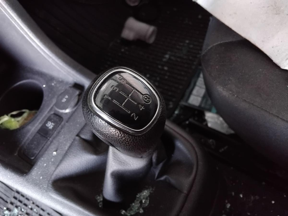 Skoda Citigo Schaltgetriebe 5 Gang RNY 1.0 44kw BJ2017 127328km