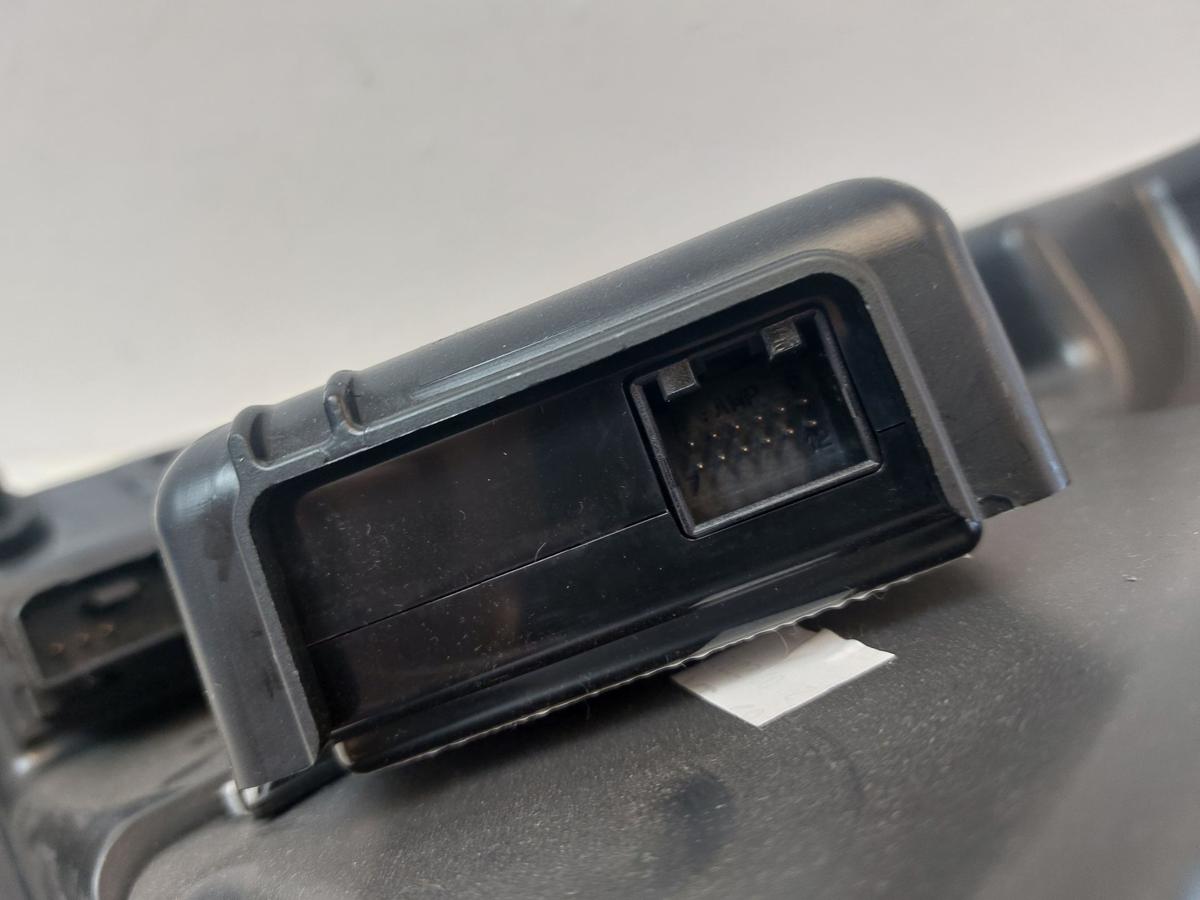 VW Polo 6R Handschuhfach rechts Handschuhkasten gek&uuml;hlt mit Media In Dose