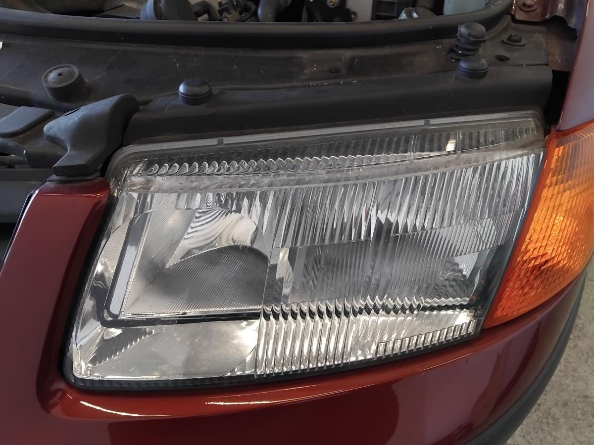 VW Passat 3B Scheinwerfer links mit LWR und Nebelscheinwerfer BJ1997 H4 + H7