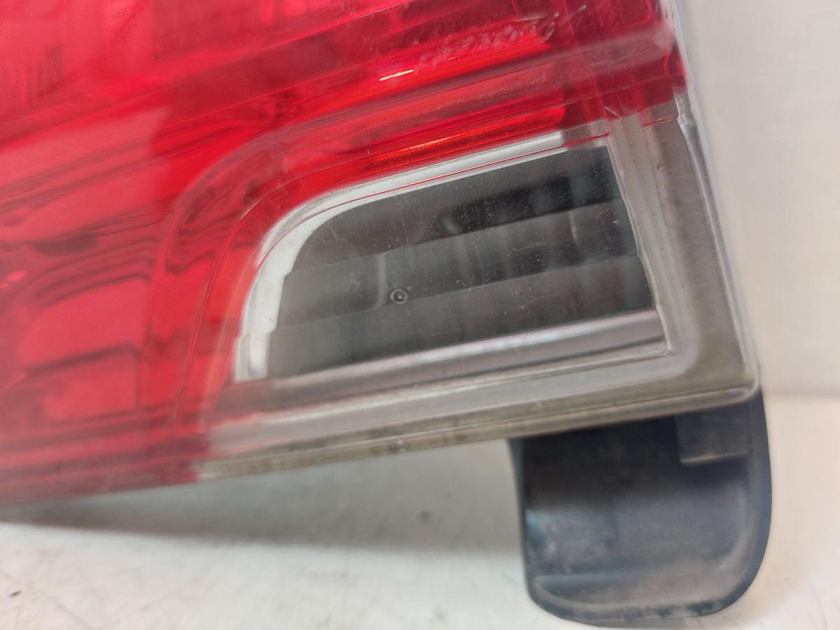 Peugeot 2008 I CU R&uuml;ckleuchte innen rechts Innenteil Heckklappe bis 2016