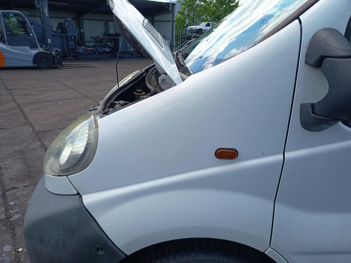 Opel Vivaro A original Kotfl&uuml;gel links Seitenteil L474 Casablancawei&szlig; Bj 2005