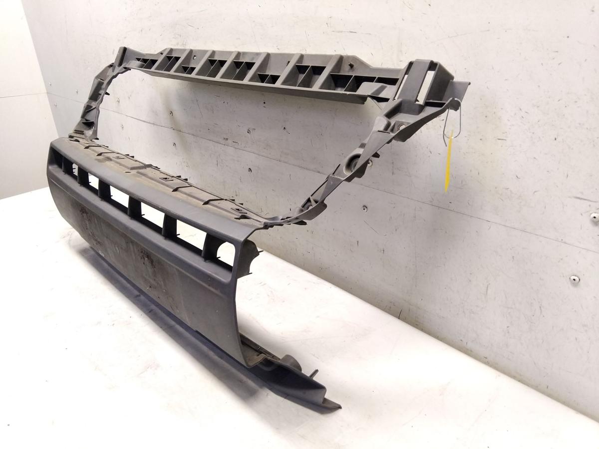 Peugeot Boxer 250 Facelift original Sto&szlig;f&auml;nger Sto&szlig;stangen vorn mitte Bj.2017