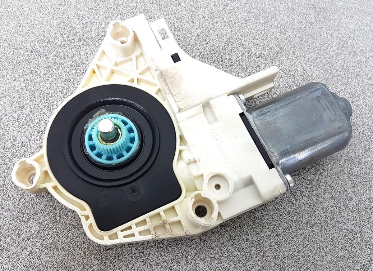 Audi A4 B8 Fensterhebermotor hinten rechts 8K0959812A Bj14 Motor Fensterheber