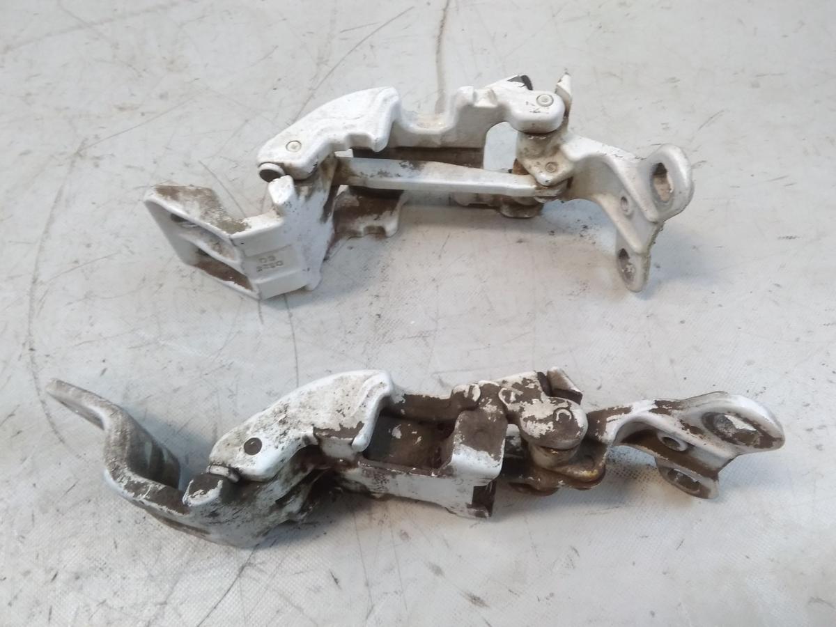 Peugeot Boxer 3 Typ 250 original Satz 270-Grad Heckt&uuml;rscharniere links Bj.2017