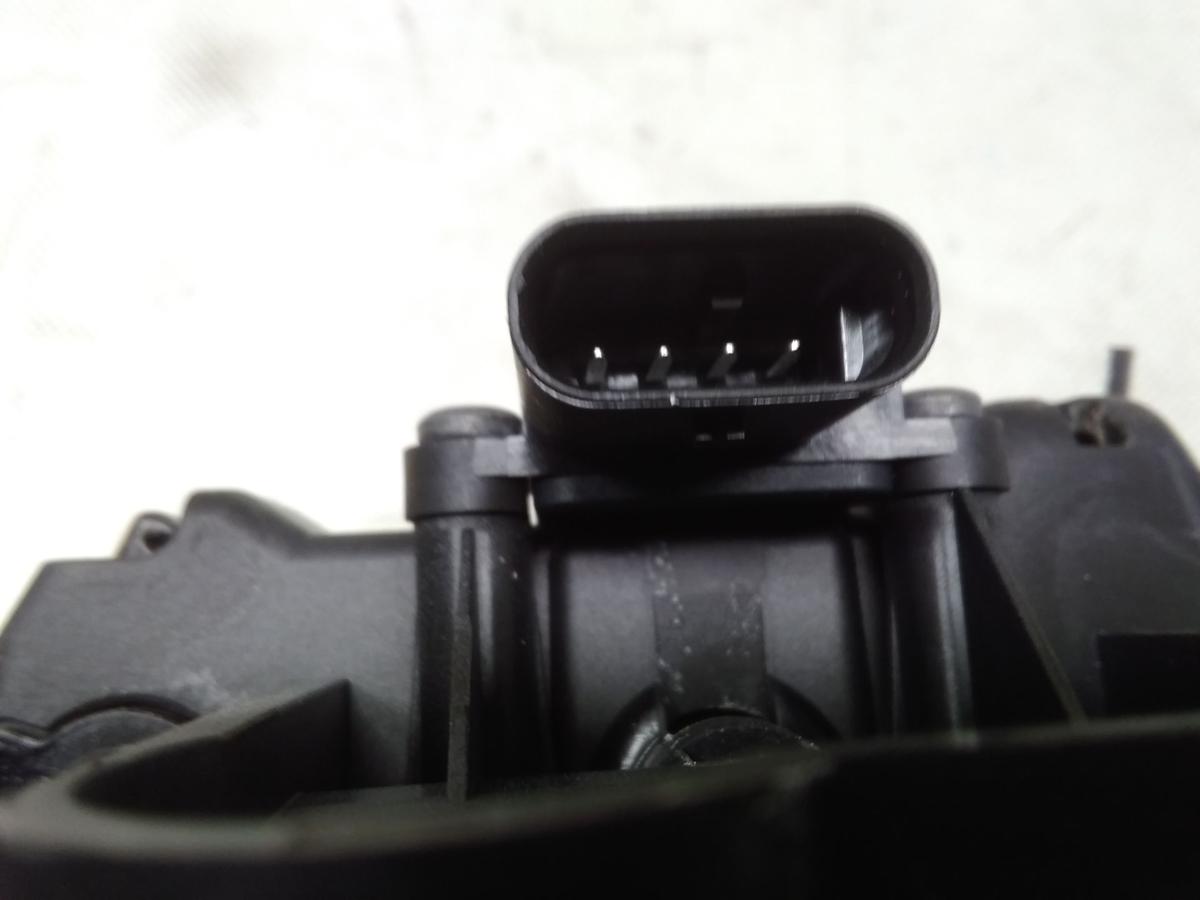 Tesla Model Y original Türgriff Türaußengriff rechts 1528115-00-D BJ2023