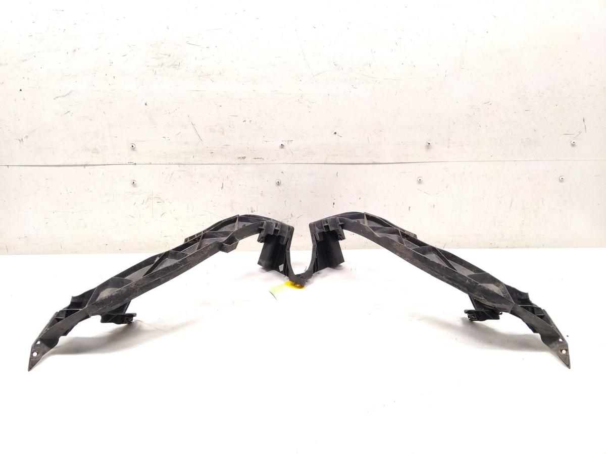 BMW 1er E81 E87 original Satz Scheinwerfertr&auml;ger Scheinwerferkonsolen Bj.2006