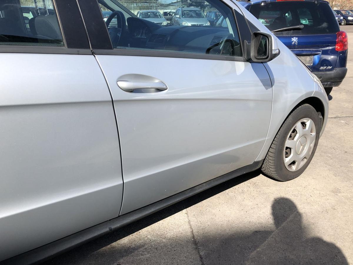 Mercedes W169 A Klasse Mopf T&uuml;r vorn rechts Beifahrer Roh 5trg ab08 761 silber