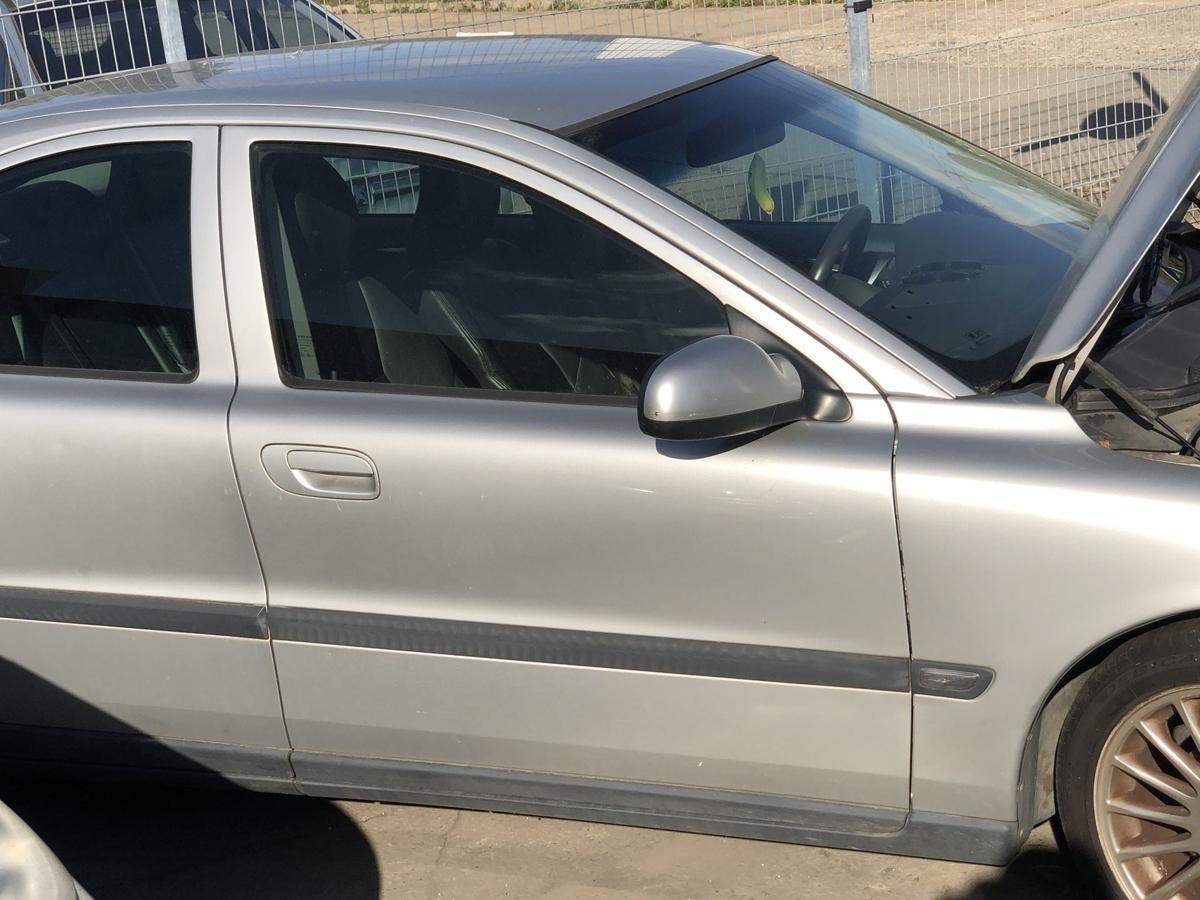 Volvo S60 Typ P24 T&uuml;r vorn rechts Beifahrert&uuml;r im Rohbau 42600 SILVER METALLIC
